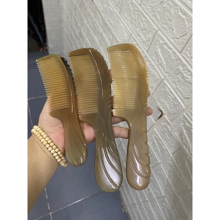 Lược sừng trâu nhà e bán hàng chuẩn xịn ạ