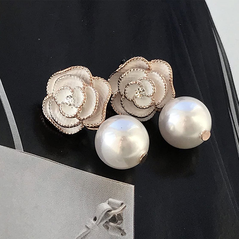 Khuyên Tai Hoa Trà Đính Hạt Ngọc Trai Sang Trọng