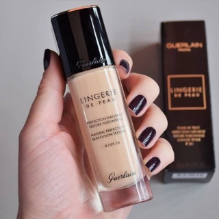 Kem nền Guerlain