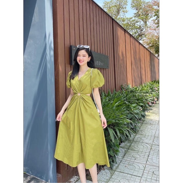 Váy maxi tay bồng khoét eo dáng dài