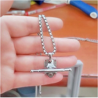 Dây chuyền cá tính Vương Nhất Bác