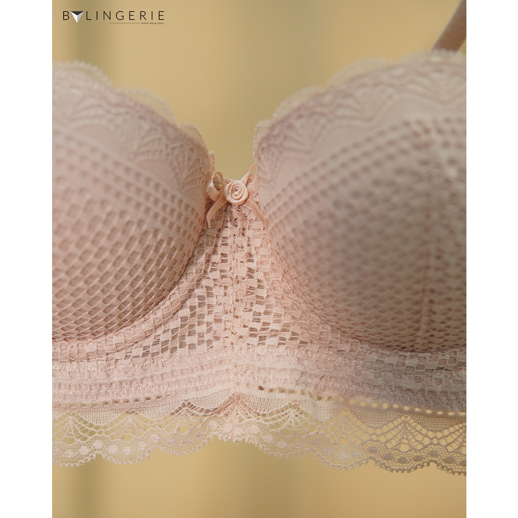 Bộ đồ lót ren nữ BY LINGERIE màu hồng nude áo quây có gọng độn mút dày siêu nâng ngực B224 | BigBuy360 - bigbuy360.vn