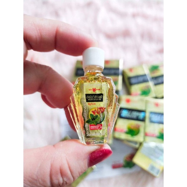 dầu gió nước vàng Singapore 3ml giá :40k/chai