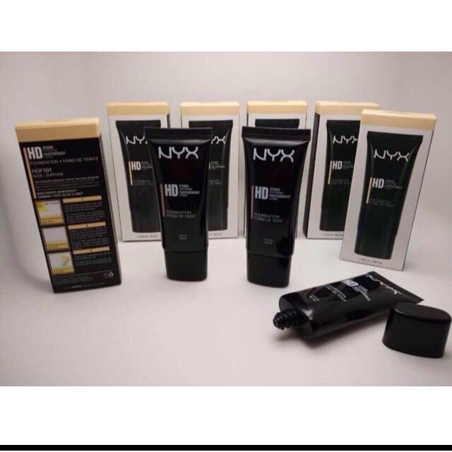 Kem nền Nyx HD Studio Photogenic Foundation