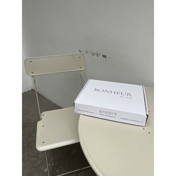 Hộp giấy Bonheur gói quà