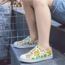 Giày nhựa đi mưa native cho bé trai và bé gái hoa lá khủng long thời tiền sử SHINNATIVE02 khuyến mãi