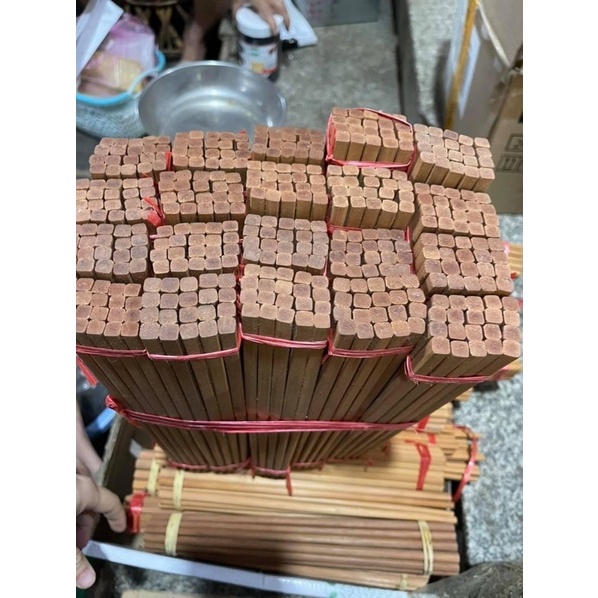 ĐŨA TRE VÓT TAY NG THÁI TÂY BẮC 1 BÓ 20 CÁI