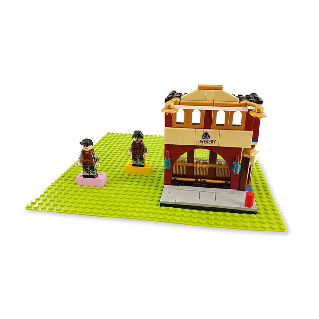 Tấm đế nền để gắn có kích thước 32x32 nút mỗi chiều tương đương 25.5x25.5cm , tấm base đồ chơi lắp ráp cho bé an toàn