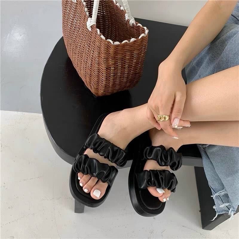 Dép quai ngang đế dày phong cách đơn giản dễ phối đồ cho nữ