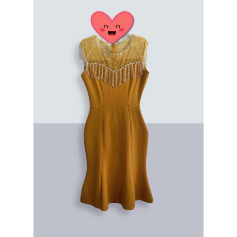 Đầm body đuôi cá tua rua sang trọng | BigBuy360 - bigbuy360.vn