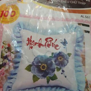 Áo Gối thêu chữ thập
