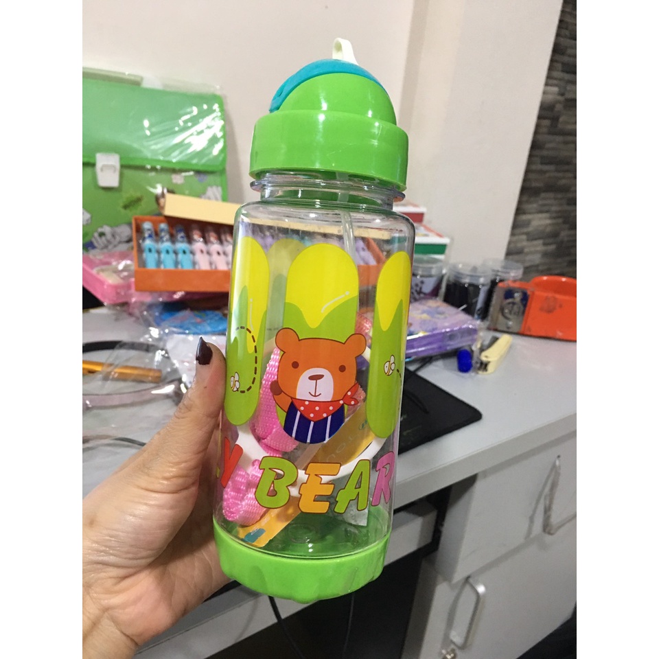 BÌNH ĐỰNG NƯỚC TOUMTOU NHẬT BẢN 660 ML HỌA TIẾT CUTE CÓ ỐNG HÚT CHO BÉ