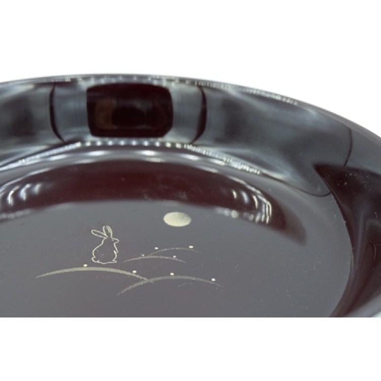 Daiso Khay sơn mài Yamanaka hoa văn thỏ đen 21cm