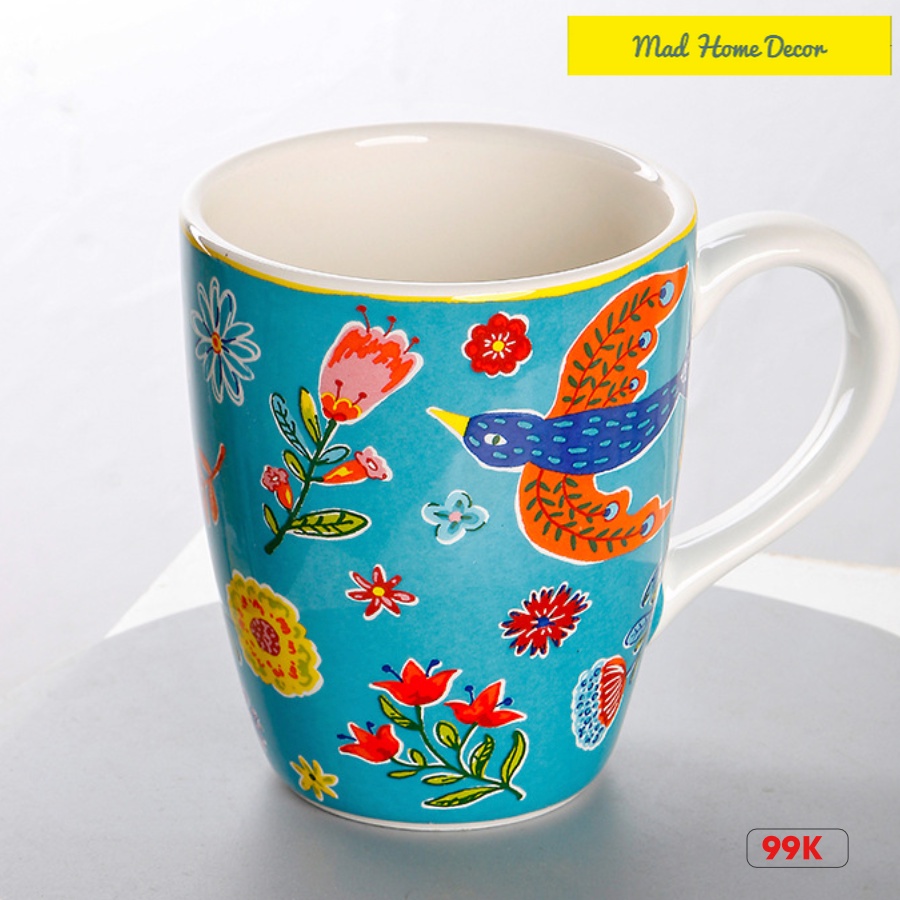 Cốc cafe, cốc sữa mĩ nghệ Châu Âu với màu sắc bắt mắt chủ đạo là xanh, đỏ, trắng - Họa tiết nhã nhặn, nhẹ nhàng