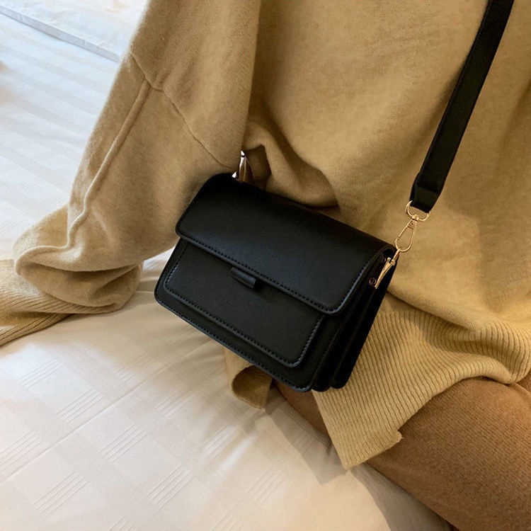 Túi Đeo Chéo Thời Trang Hàn Cho Nữ