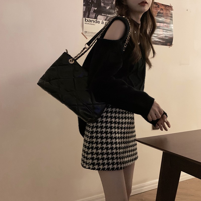 Áo Sweater Dài Tay/ Chân Váy Chữ A Đáng Yêu Phong Cách Mùa Đông Thời Trang Cho Nữ | BigBuy360 - bigbuy360.vn