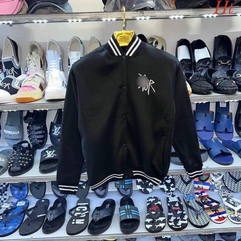 Áo bomber đen The Đi Ô H2A879