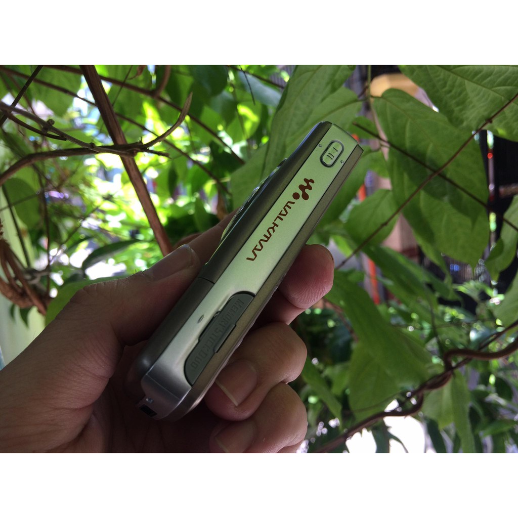 Điện thoại Sony Ericsson W700i chính hãng | BigBuy360 - bigbuy360.vn