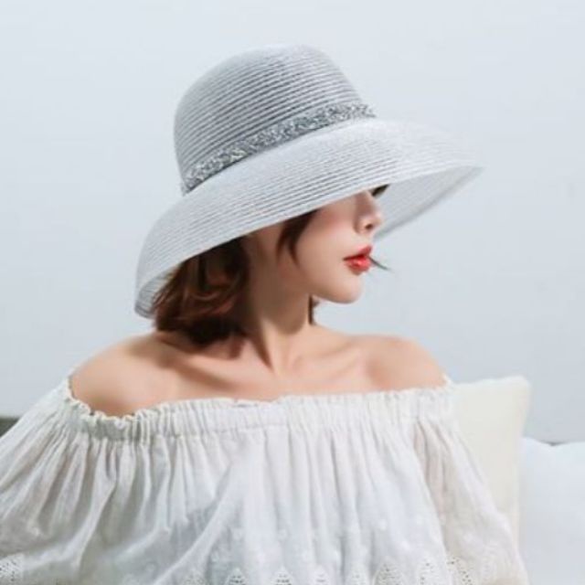 Mũ đi biển kiểu Chuông sang chảnh