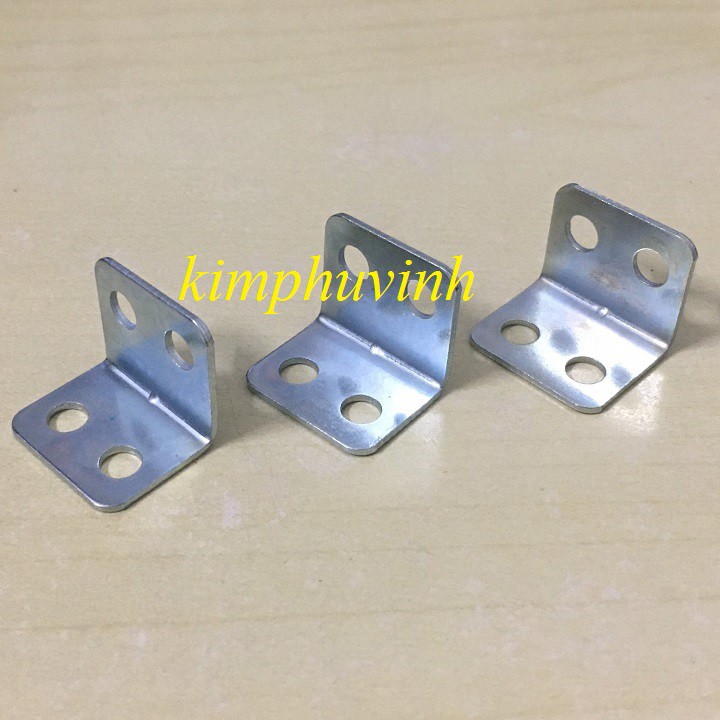 50 KE GÓC VUÔNG 1.5x1.5cm ( Bản 2cm - 4 Lỗ )