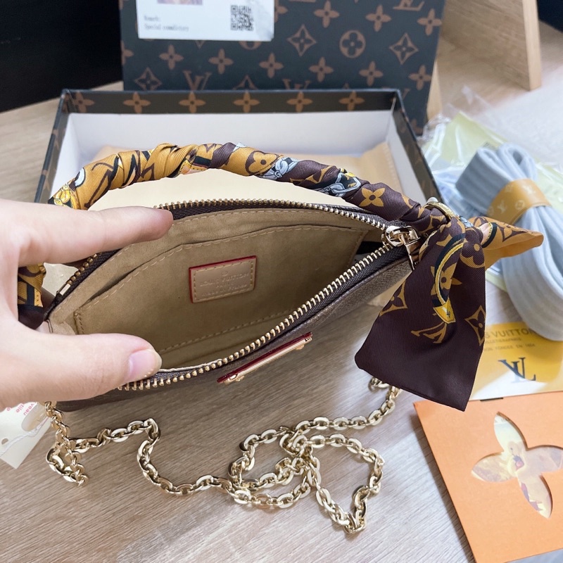 L V Mini Kẹp Nách Có Kèm Dây Đeo Chéo