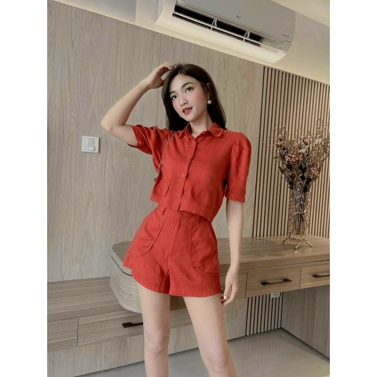 Sét bộ 2 Món Áo Cổ Sơ Mi Kiểu Croptop Kết Hợp Quần Đùi Ống Rộng 4 Màu Chất Đũi Mát Mềm Trẻ Trung NEW UNISEX