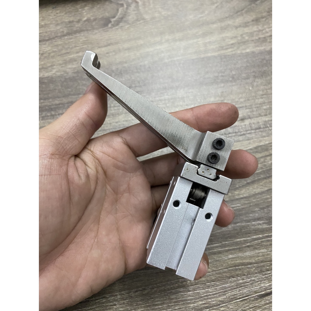 Xy lanh kẹp chéo hành trình 6mm + Tặng đầu nối khí nén