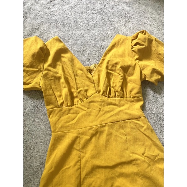 Pass váy midi tay bồng