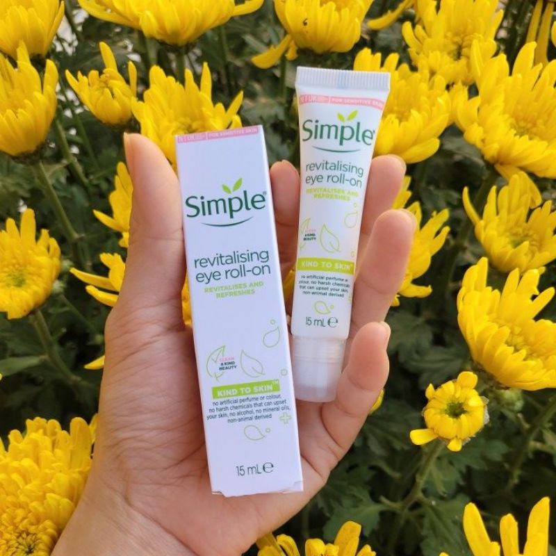 Lăn dưỡng mắt Simple Kind To Skin 15ml