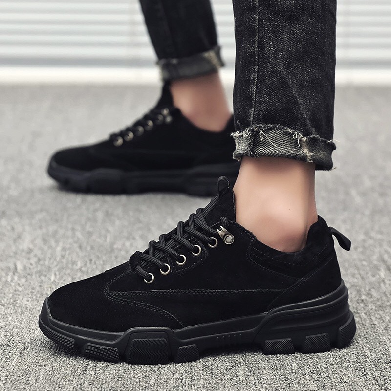 Giày sneaker nam da lộn màu đen cực chất