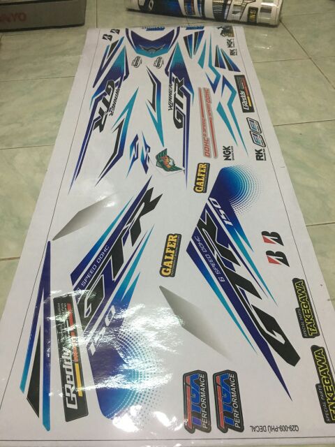 Tem rời Winner Trắng GTR