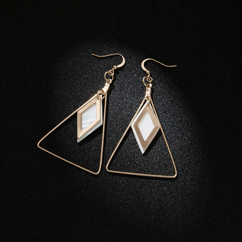 Khuyên tai nữ Hàn Quốc dáng dài thiết kế trẻ trung độc đáo mẫu mới nhất 2022