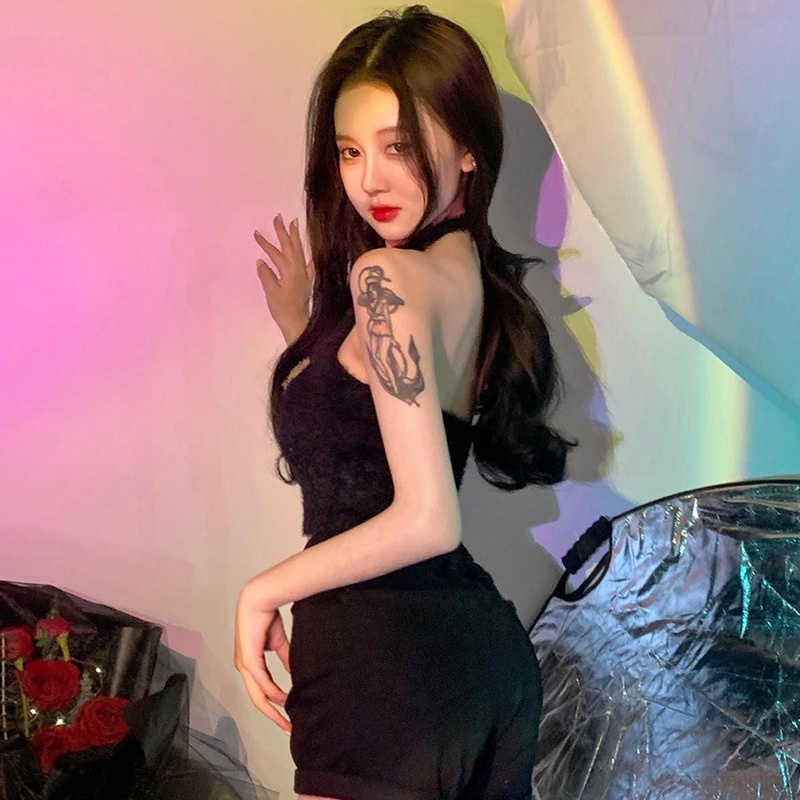 Áo Croptop Lông Cừu Hai Dây Dáng Ôm Hở Lưng Gợi Cảm Cho Nữ