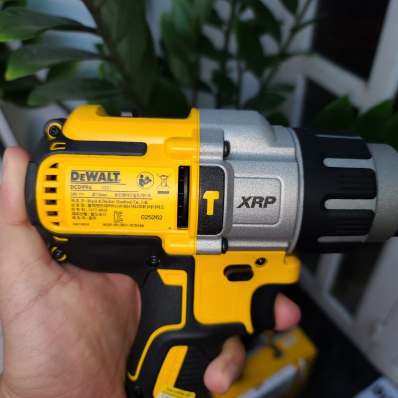 Bộ máy khoan dùng pin adapter DeWALT 18V DCD996