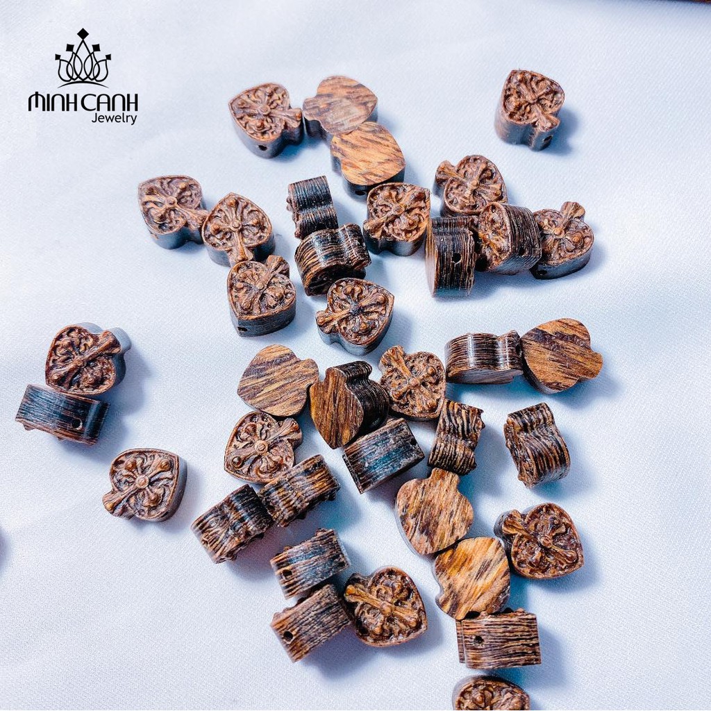 Vòng Tay Trầm Hương Mix Bi Bạc Xi Vàng Charm Bông Sen Và Lá Bồ Đề - Minh Canh Jewelry