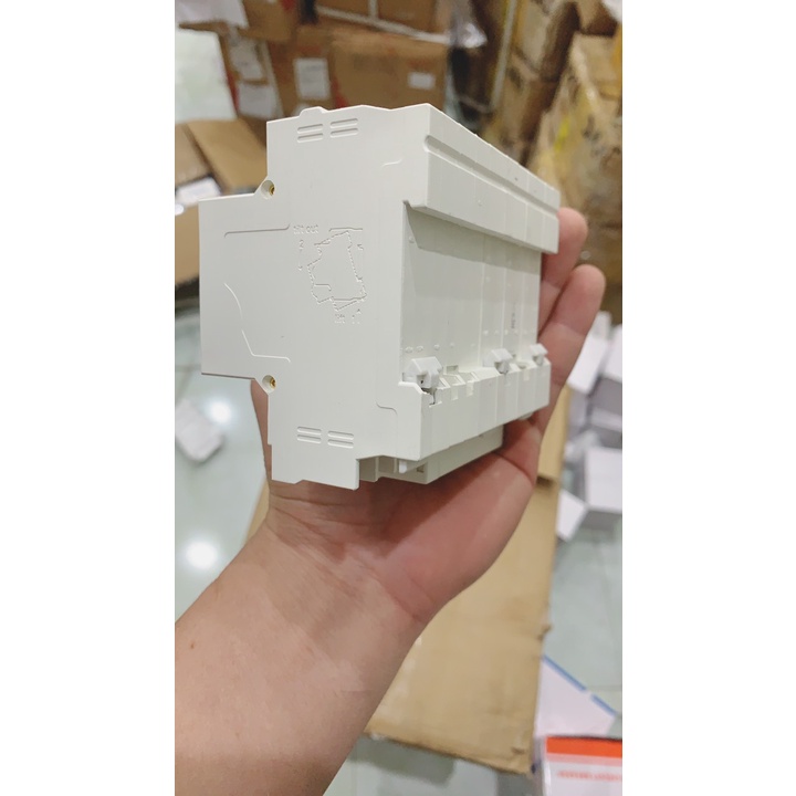 Aptomat chống giật LW hang chính hãng  ELCB cầu dao chống rò điện DZ47LE 63A 220- 380v