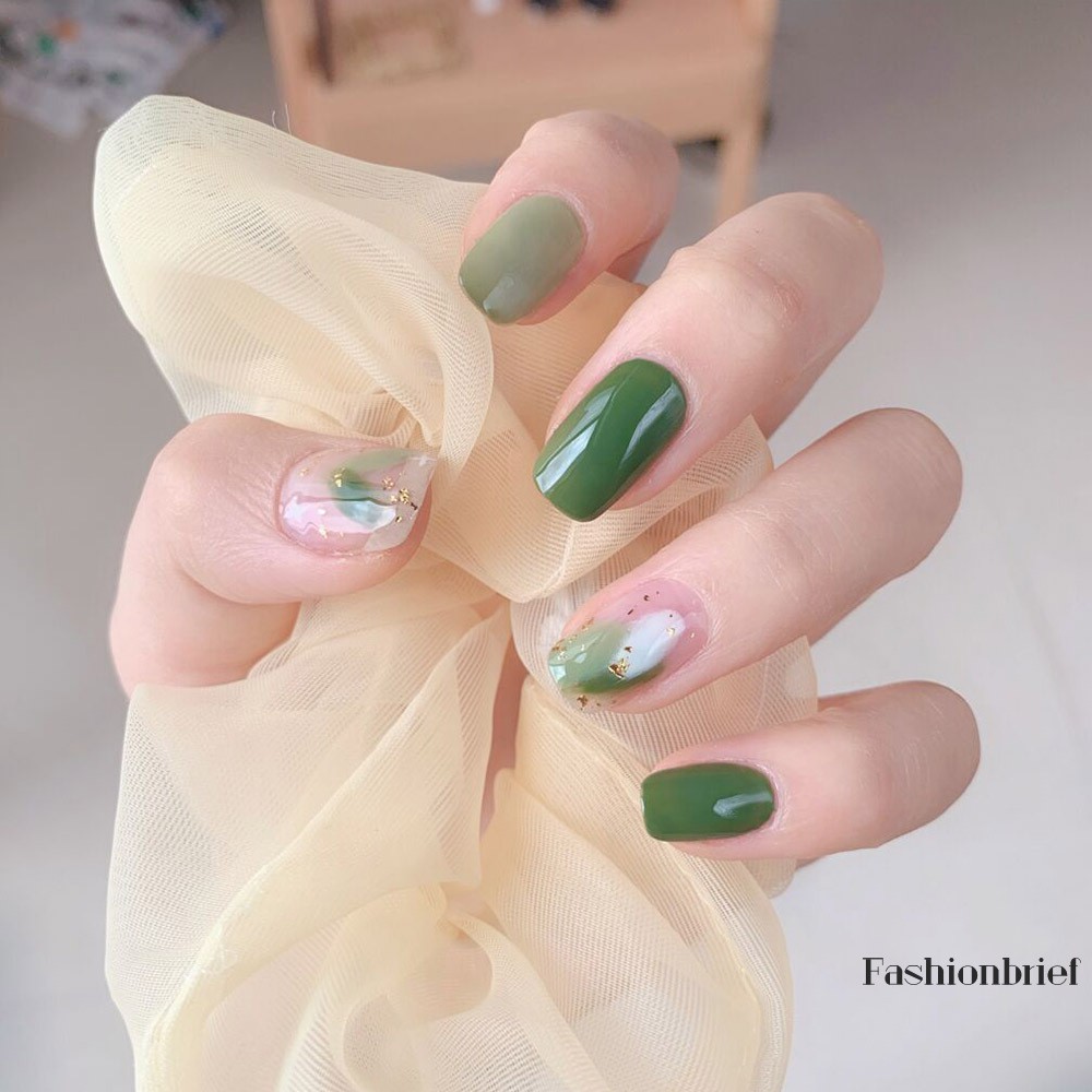 [Hàng mới về] Bộ Móng Tay Giả Màu Xanh Lá Dành Cho Nữ
