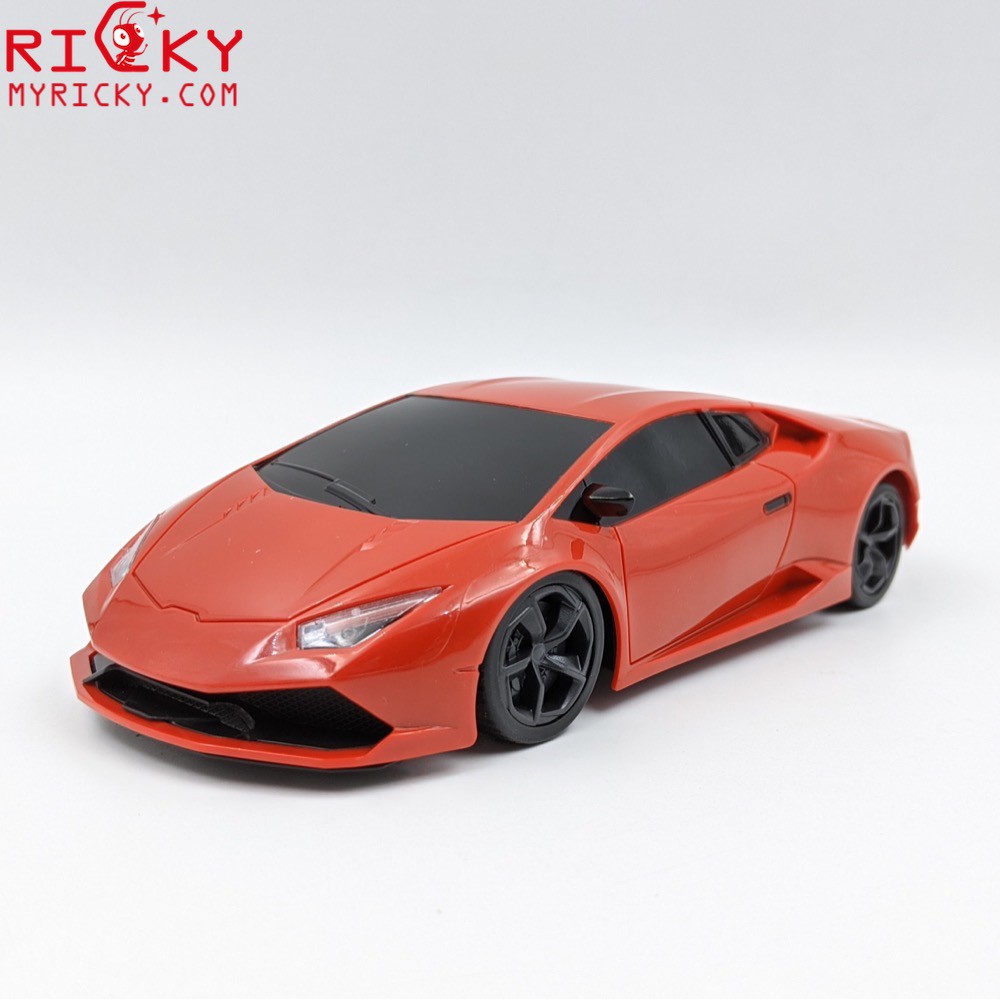 Siêu xe lambor điều khiển bằng vô lăng