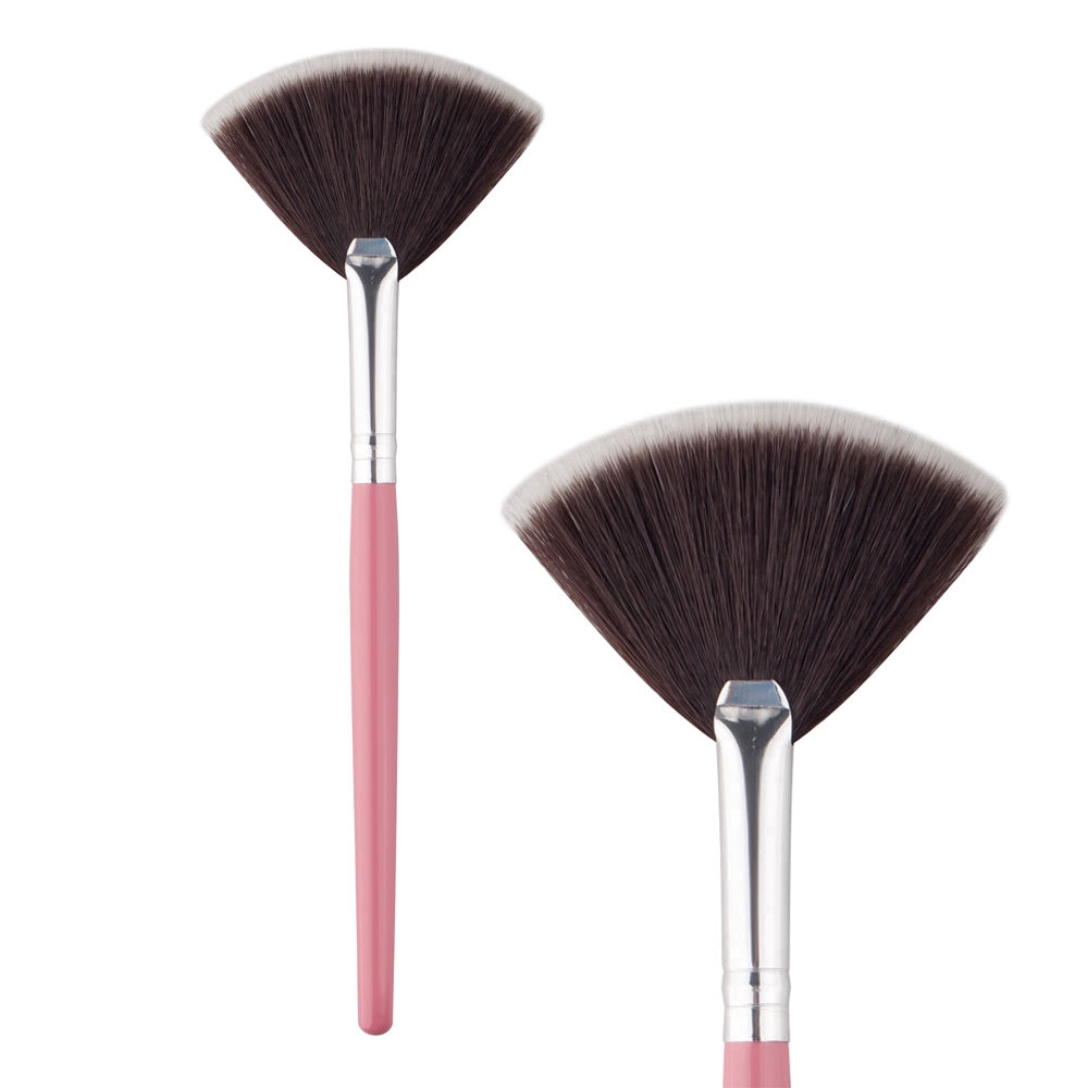 Cọ trang điểm đánh khối cho nữ tiện dụng