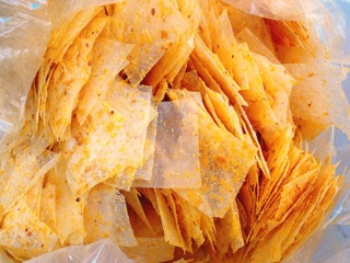 100gr bánh tráng miếng vị tỏi phi
