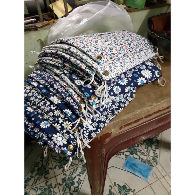 Tấm che nắng lồng chim chào mào đủ loại