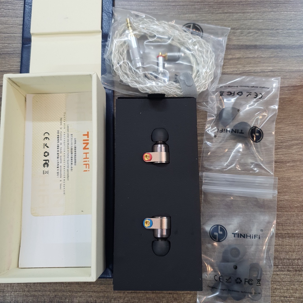 Tai nghe Tin hifi T2, dây 3.5mm, âm thay hay, giá tốt, housing có thể tháo rời