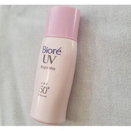 Kem chống nắng hồng Biore PA++++, SPF50, công nghệ bột phấn sara