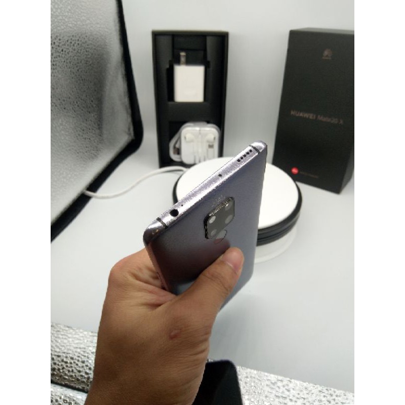 Điện thoại Huawei mate 20x bộ nhớ 256G, mới 99%, full hộp và phụ kiện, điện thoại Huawei | BigBuy360 - bigbuy360.vn