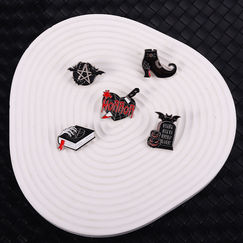 Ghim cài áo QIHE JEWELRY chủ đề halloween vui nhộn trang trí ba lô thích hợp làm quà tặng cho bạn gái