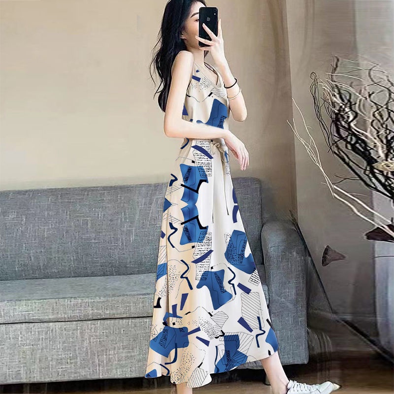 Đầm Công Chúa Hai Dây Tay Phồng Họa Tiết Chấm Bi Phong Cách Pháp