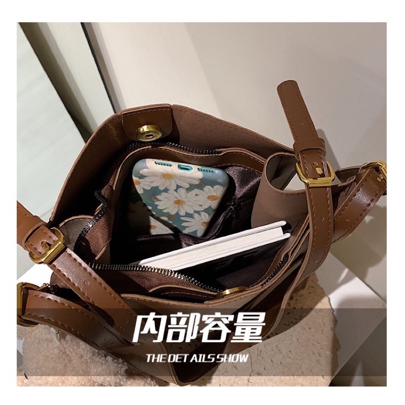 Túi Tote Basic Phối Hai Màu Nâu Và Be Cùng Chú Gấu Treo Xinh Xắn Đáng Yêu, Dễ Thương, Thanh Lịch Style Hàn Quốc Cute