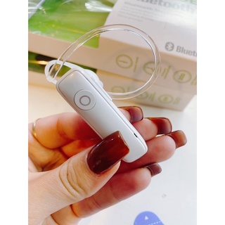 Tai nghe dắt tai bluetooth