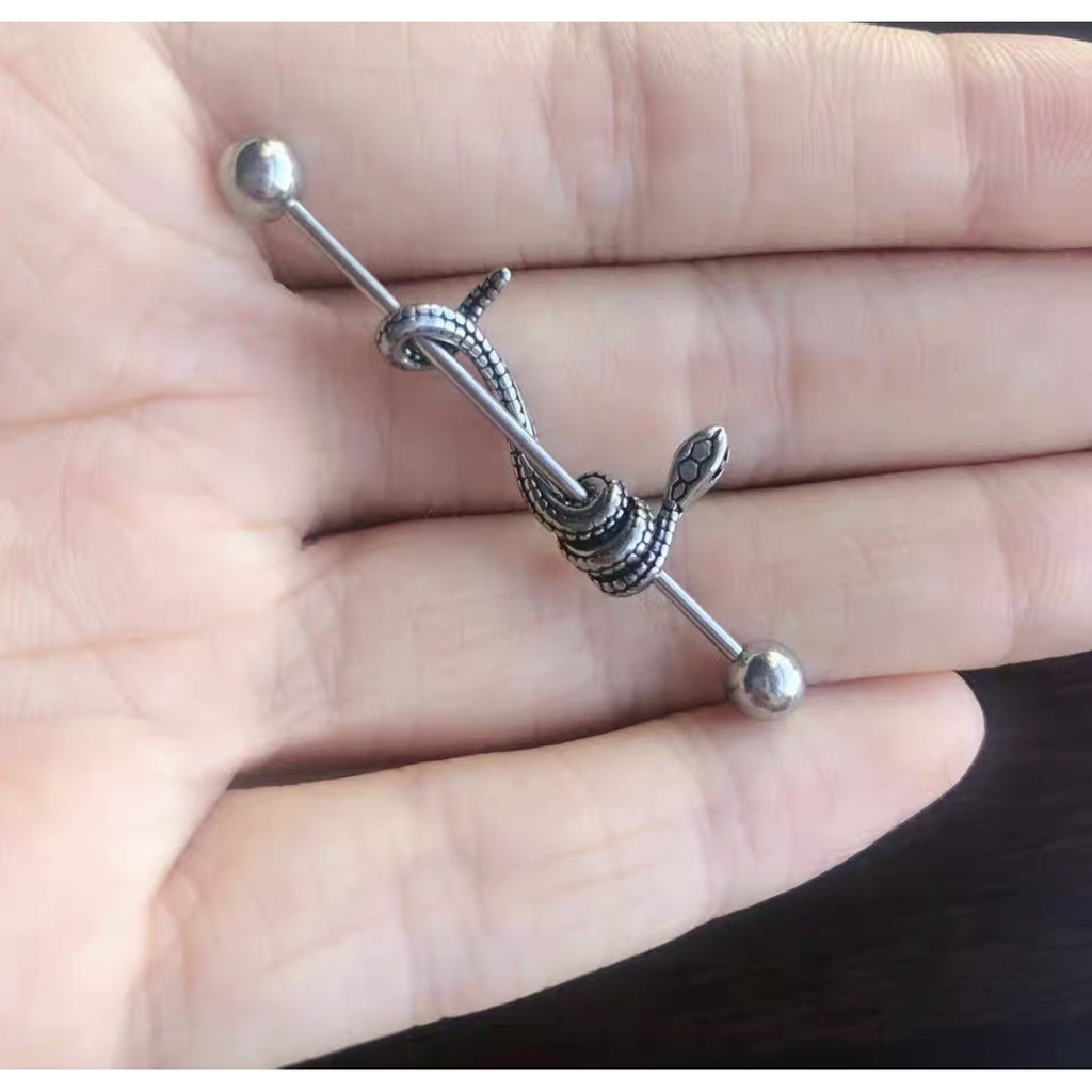 khuyên indus hình con rắn cá tính - khuyên thép ko gỉ