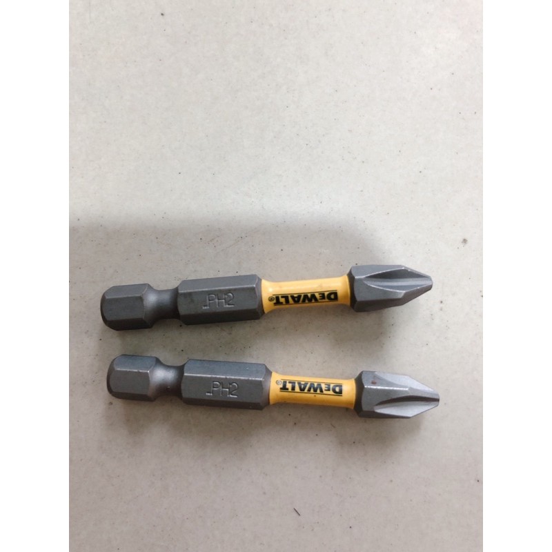 Mũi vít ph2 dewalt dài 5-7cm